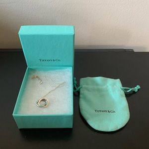 Tiffany & Co Interlocking Circles Pendant Necklace